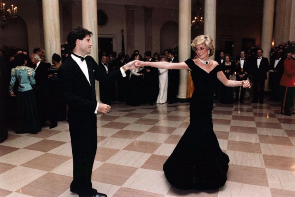 Princesa Diana y Jhon Travolta